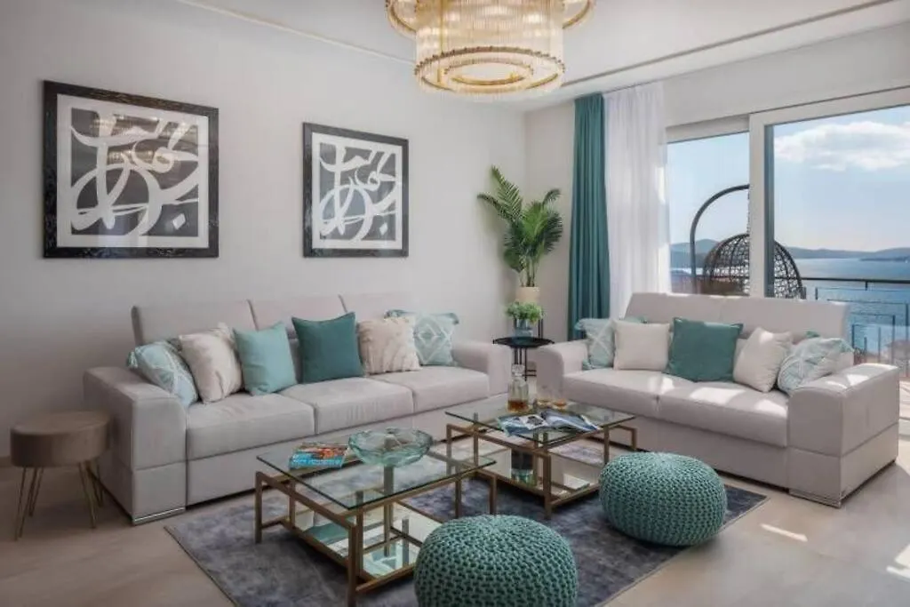 Fantastisk Villa I Okrug تروغير